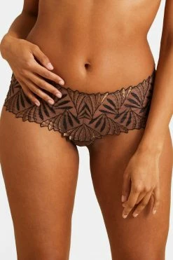 Aubade: Sensory Illusion Saint-Tropez-Slip