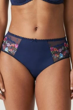 PrimaDonna: Sedaine Taillenslip